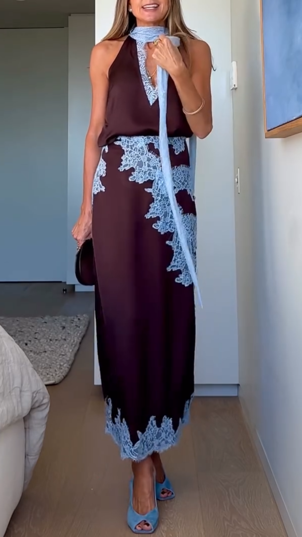 Elegancki brązowy i niebieski zestaw z koronkową bluzką i spódnicą