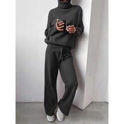 Sweter z golfem w jednolitym kolorze
