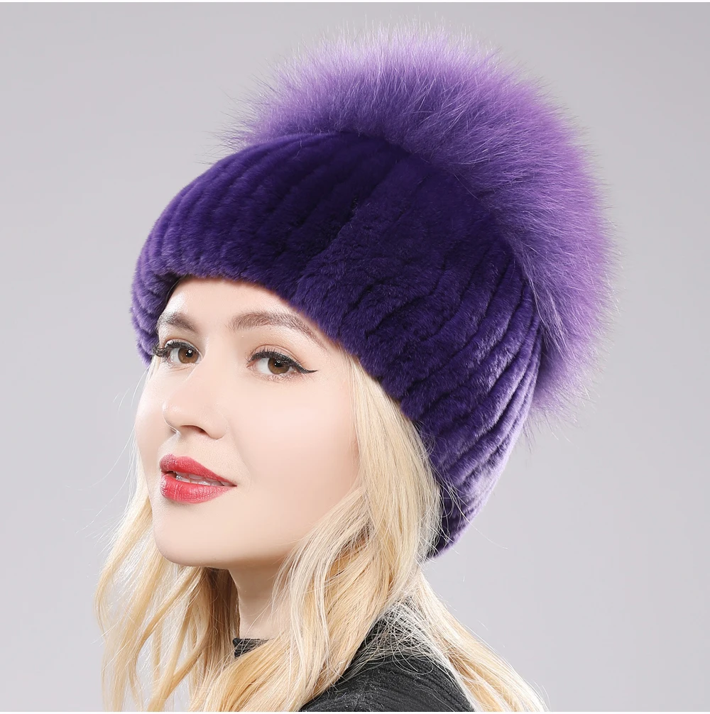 WomensFurBeanie_2.png