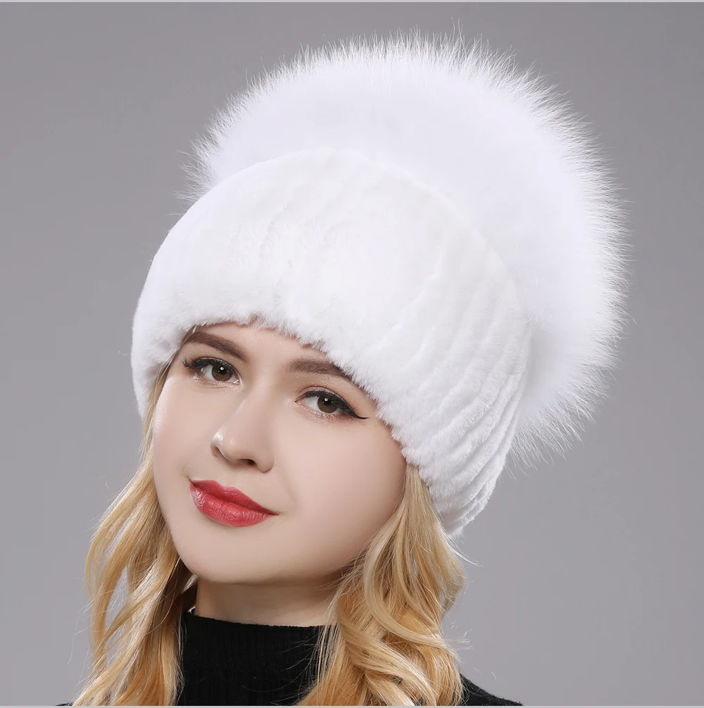 WomensFurBeanie_28.png