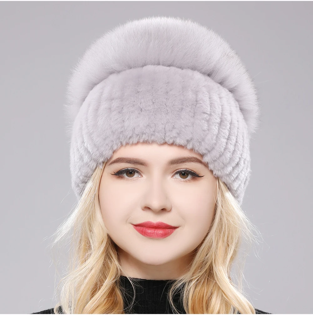 WomensFurBeanie_8.png