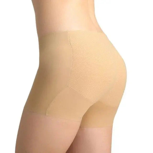 bezowy-majtki-push-up-kroj-szortow.webp