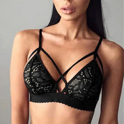 Biustonosz koronkowy bralette z dekoracyjnymi paskami