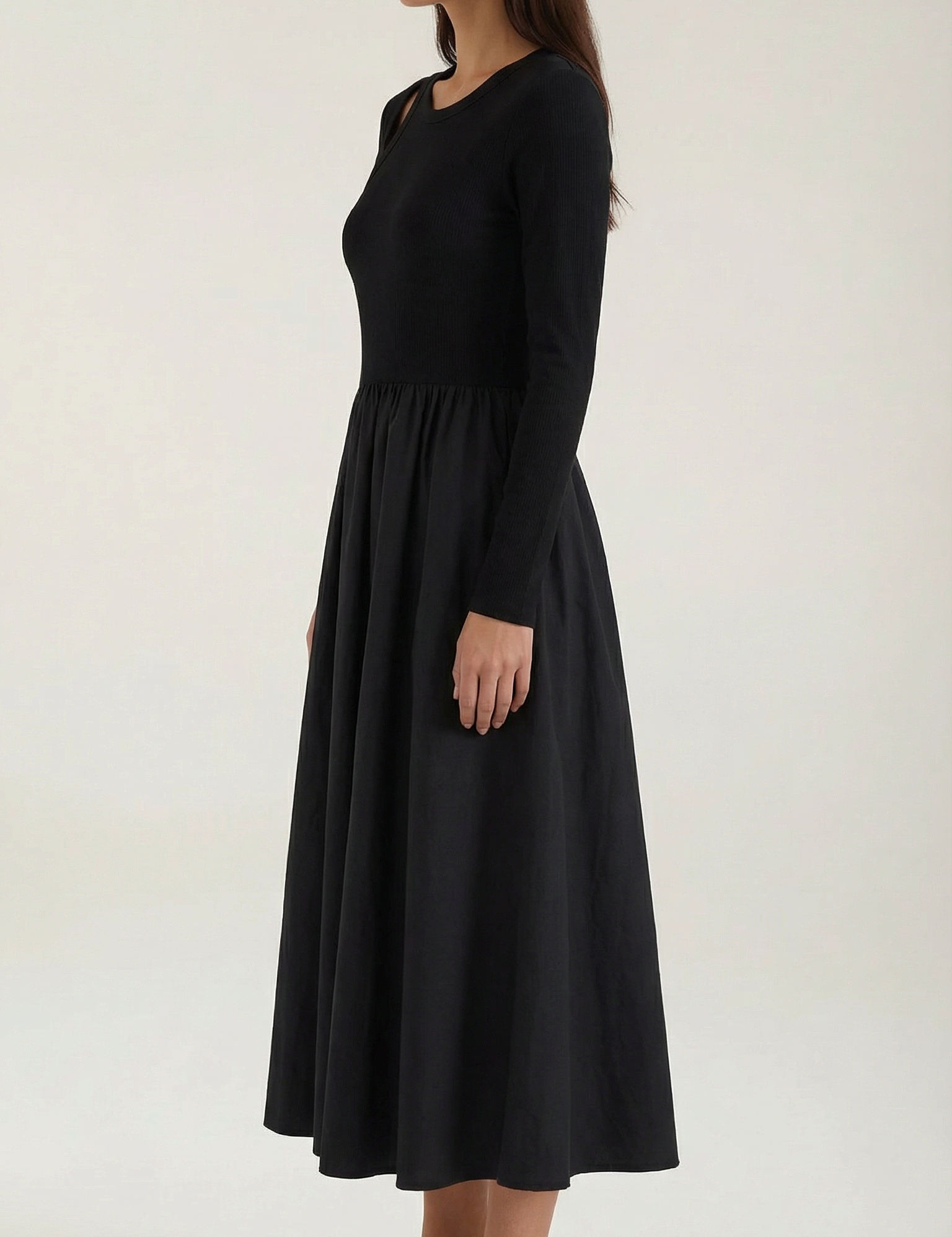 rosa-mae-de-melissa-langarm-maxikleid-maxikleider-schwarz-3745878.png