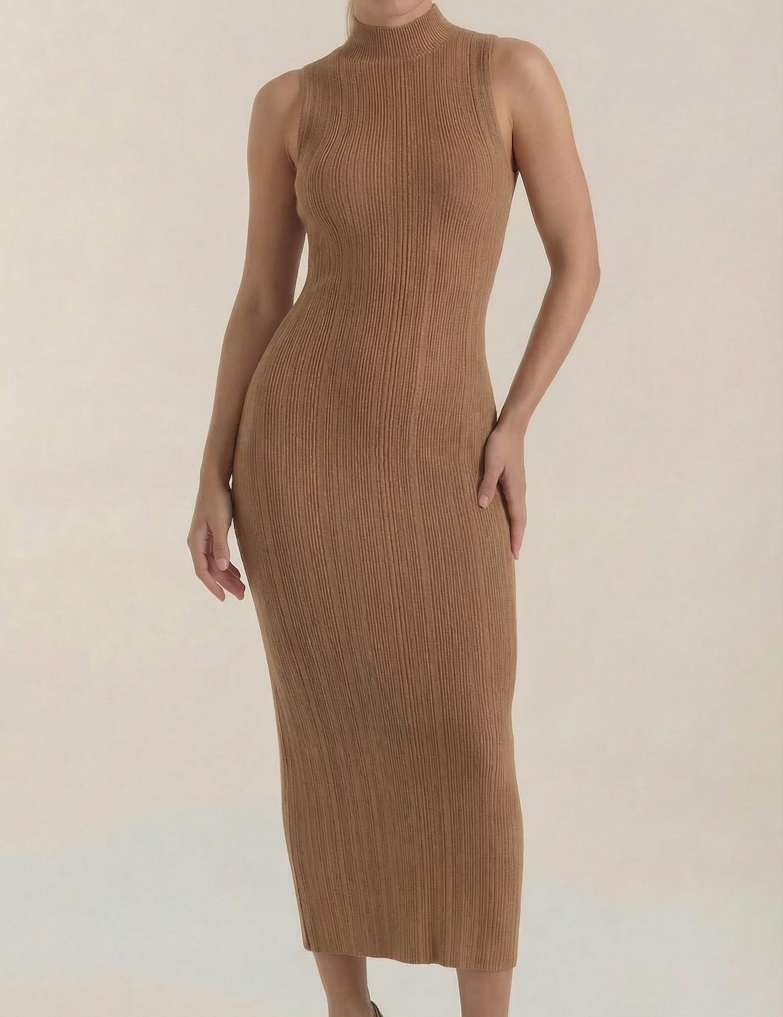 rosa-mae-de-sonia-bodycon-midikleid-mit-mock-neck-midi-dresses-kamel-4988712.png
