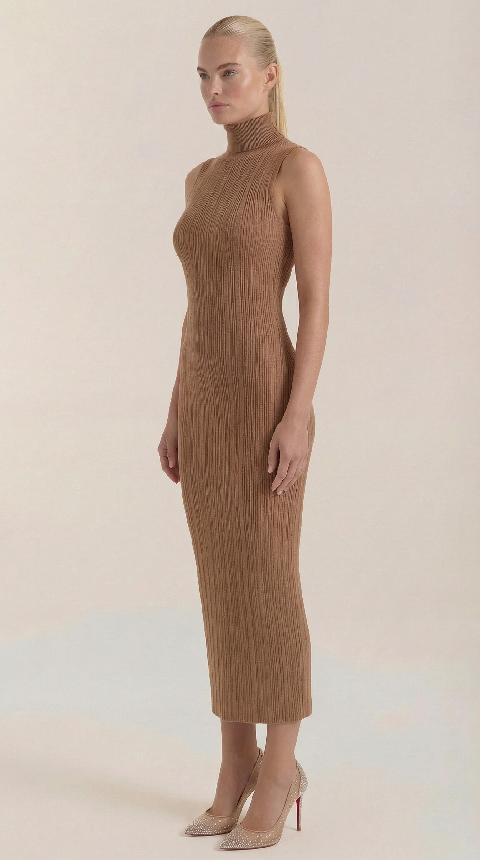 Sukienka maxi Sonia Bodycon z wysokim kołnierzem