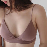 Miękki biustonosz bralette na cienkich ramiączkach